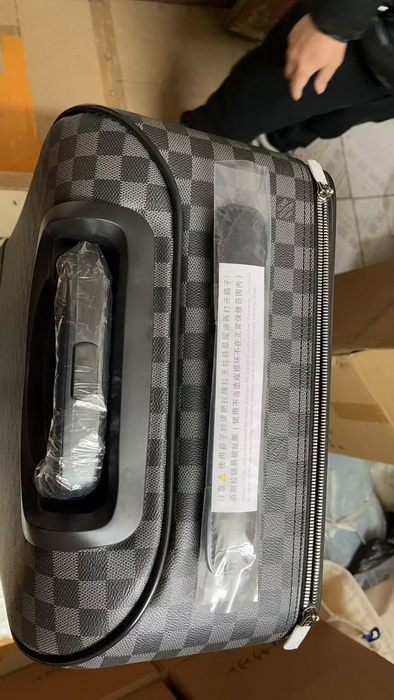 LV Suitcase(AAA)-006