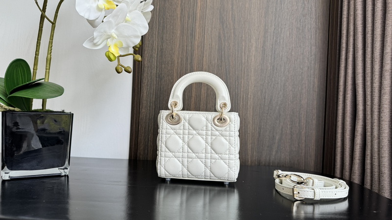 D*or handbags aaa(women)-671