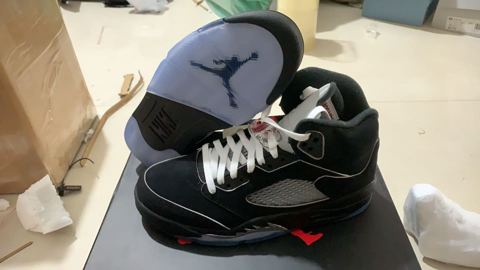 Air Jordan 5 Retro-090