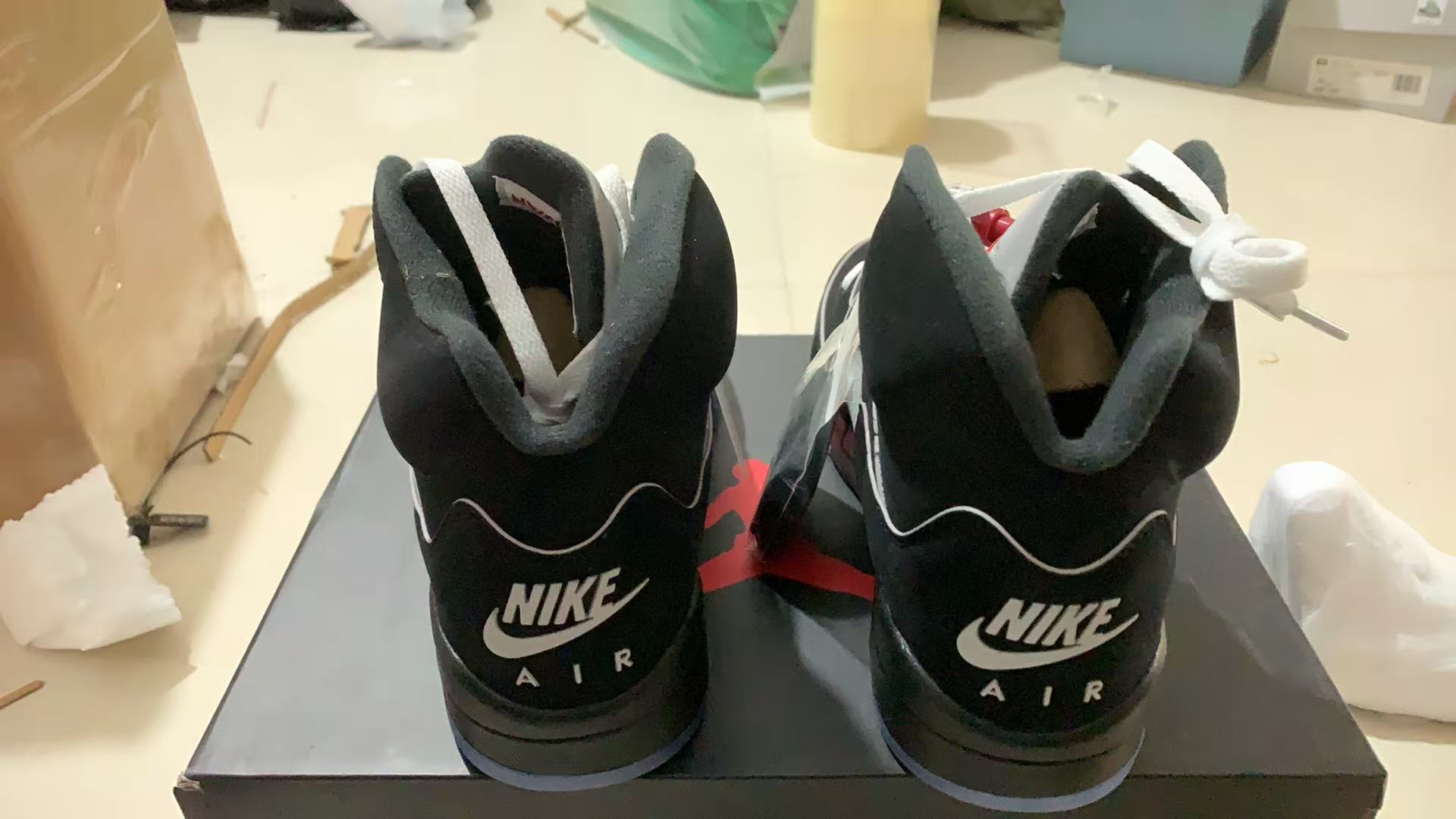 Air Jordan 5 Retro-090