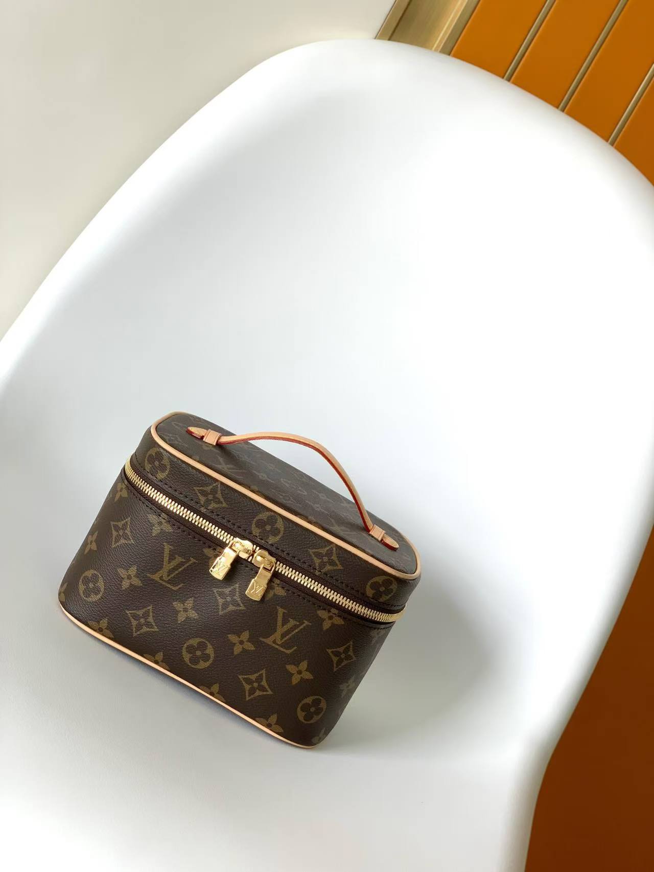 LV Makeup Bag(AAA)-002