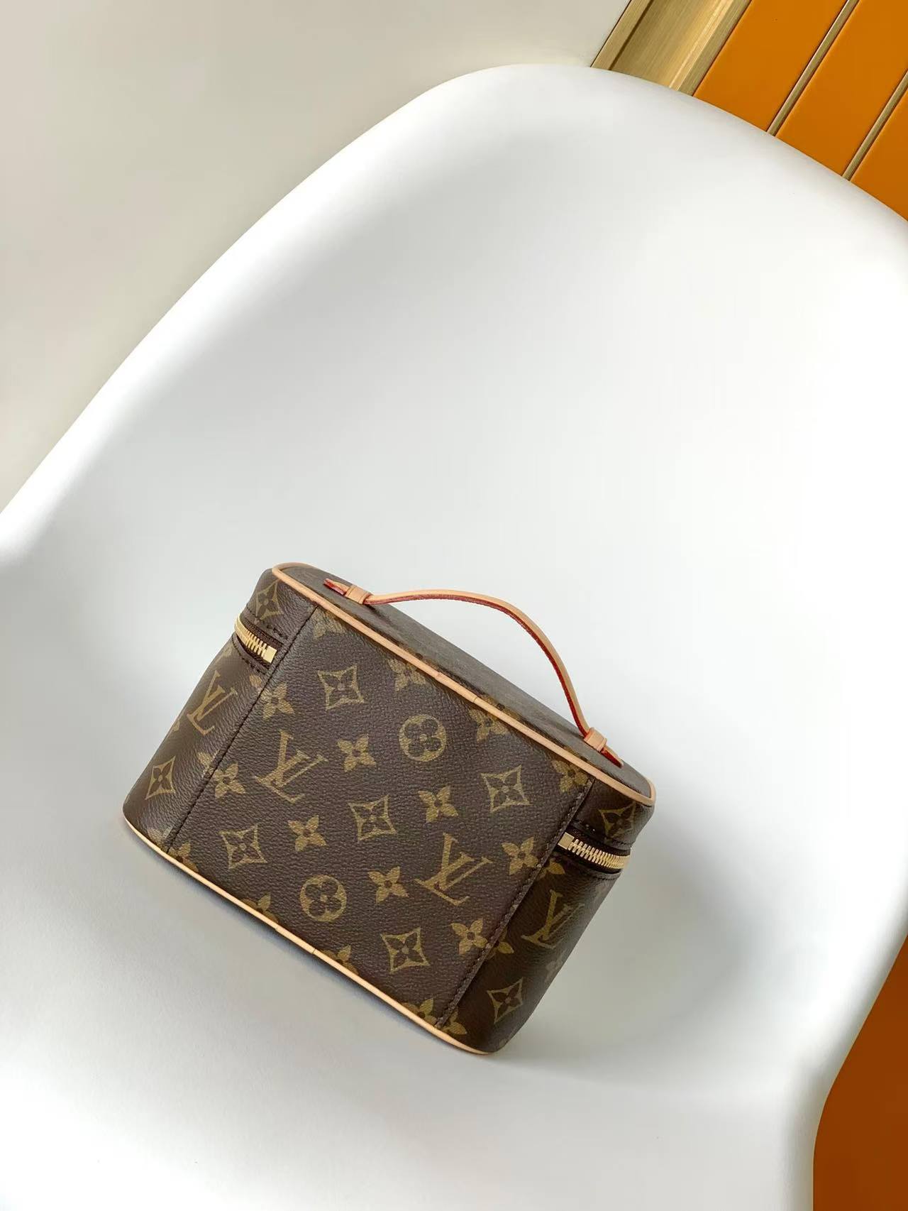LV Makeup Bag(AAA)-002
