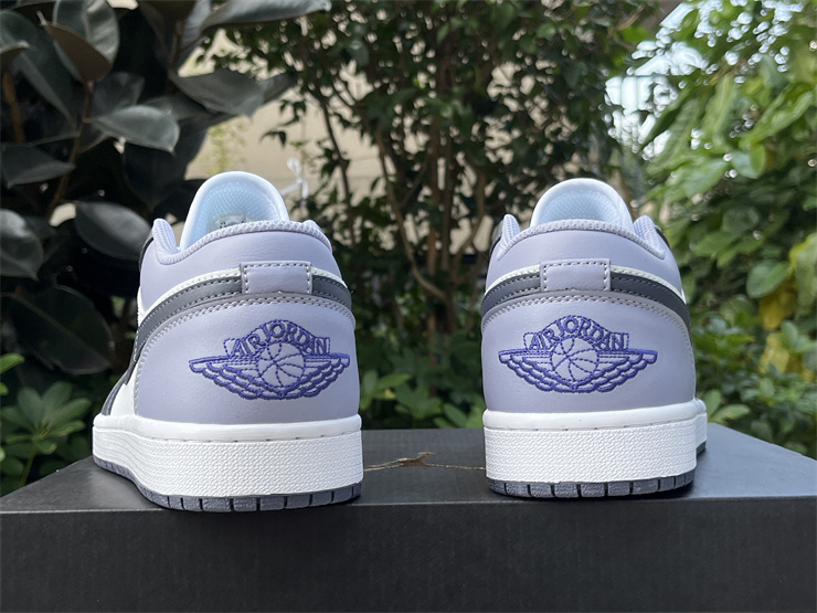 Air Jordan 1 Low-303