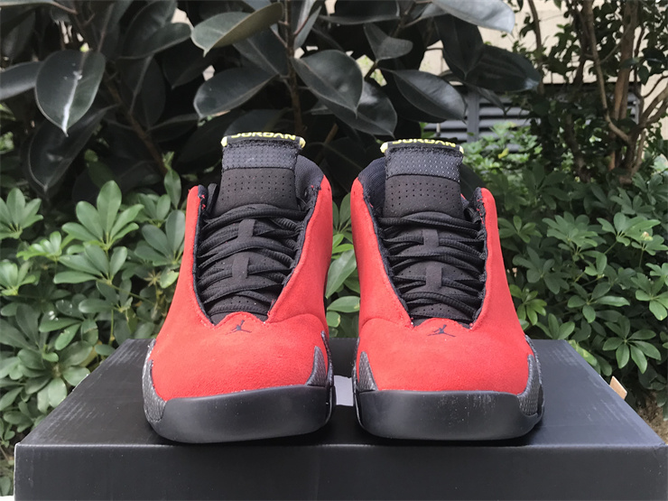 Air Jordan 14 Retro Ferrari