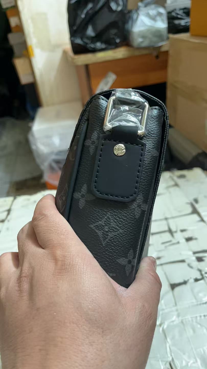 LV Handbags AAA(Men)-330