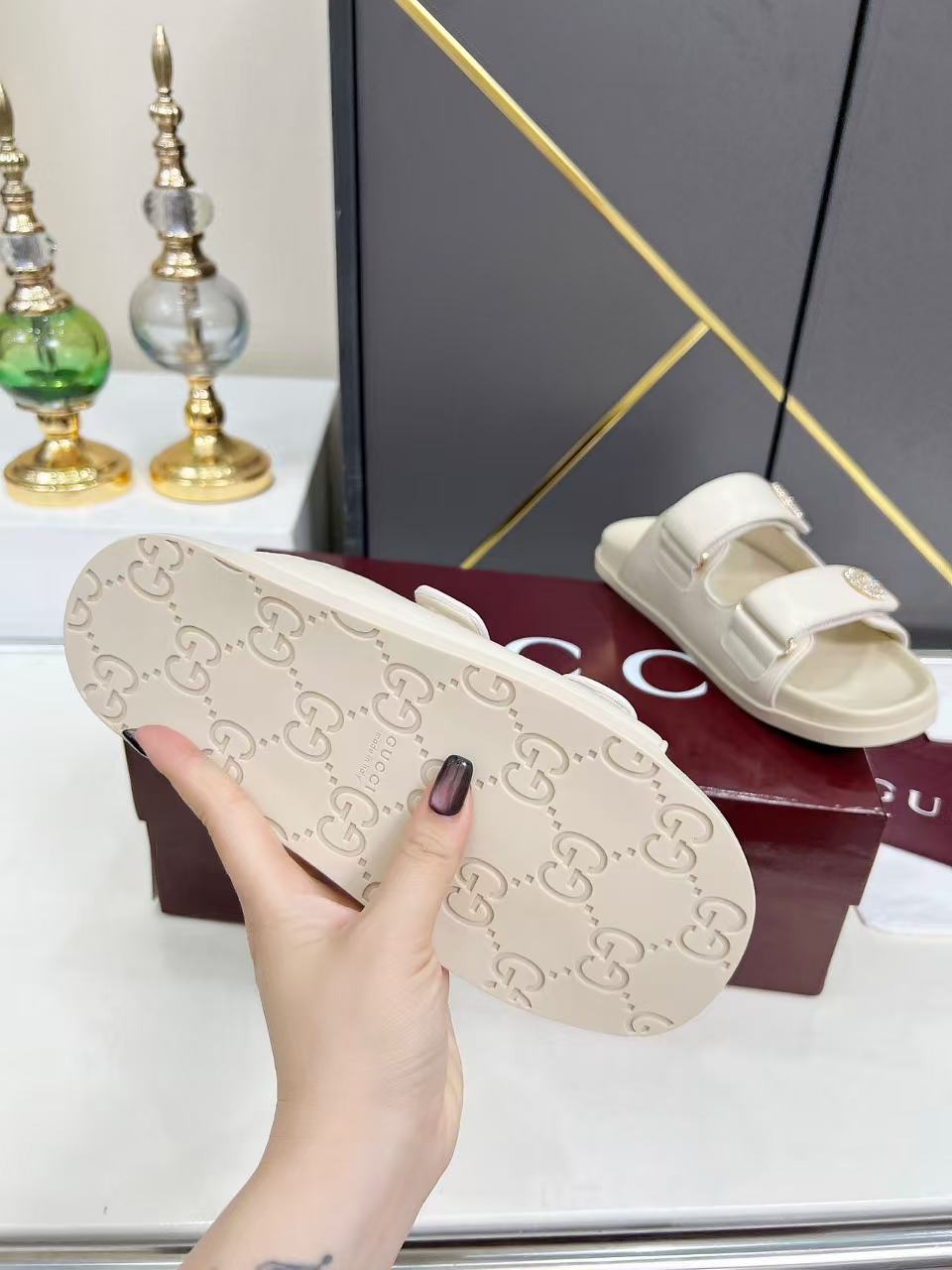 G*u*i slippers women(aaa)-185