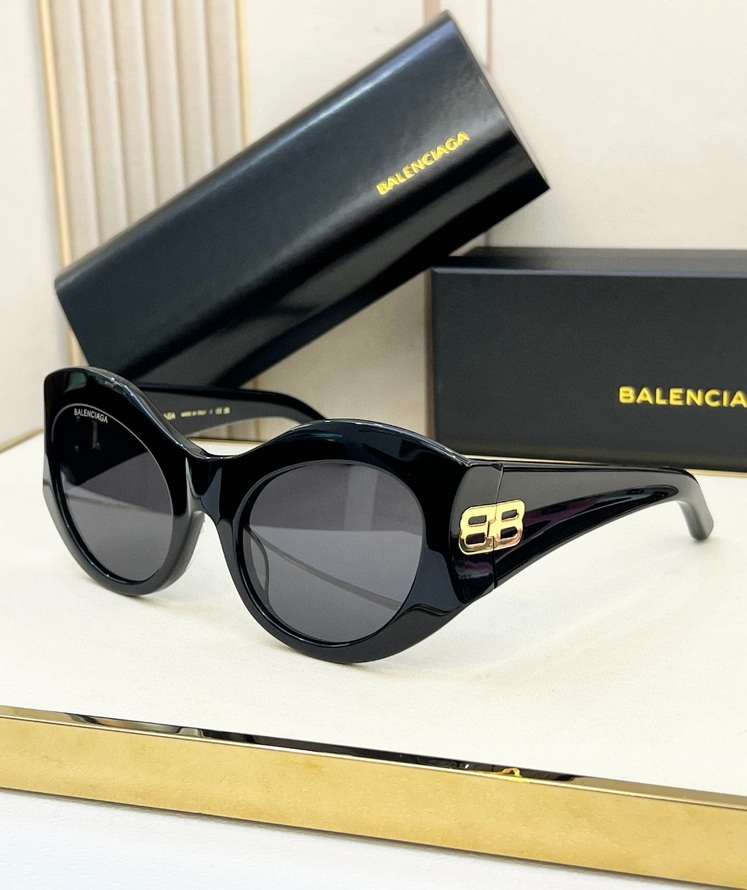 GIVENCHY Sunglasses(AAAA)-257