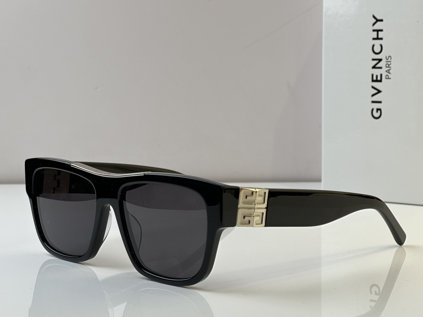 GIVENCHY Sunglasses(AAAA)-232