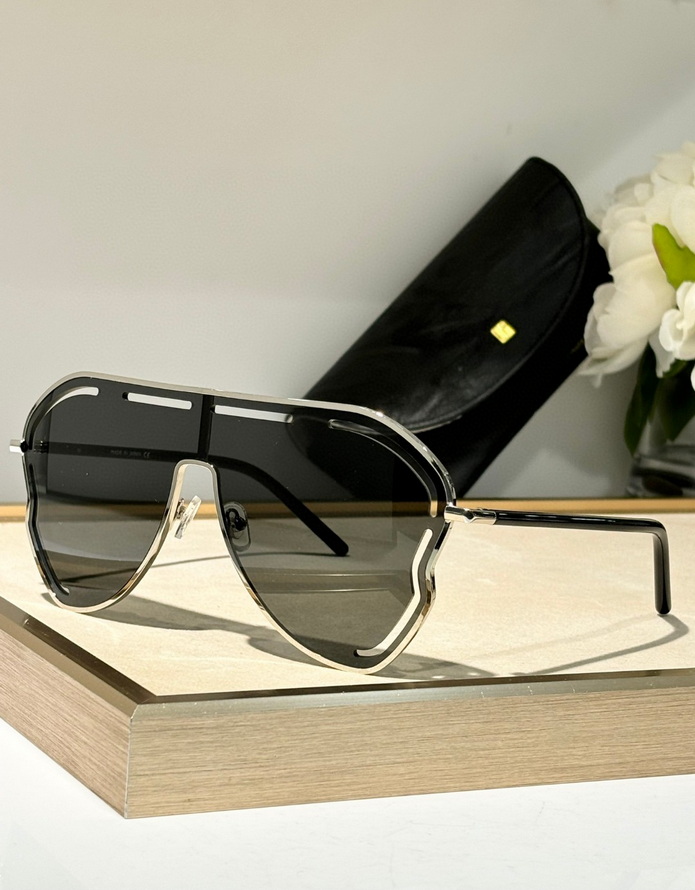 LINDA FARROW Sunglasses(AAAA)-056