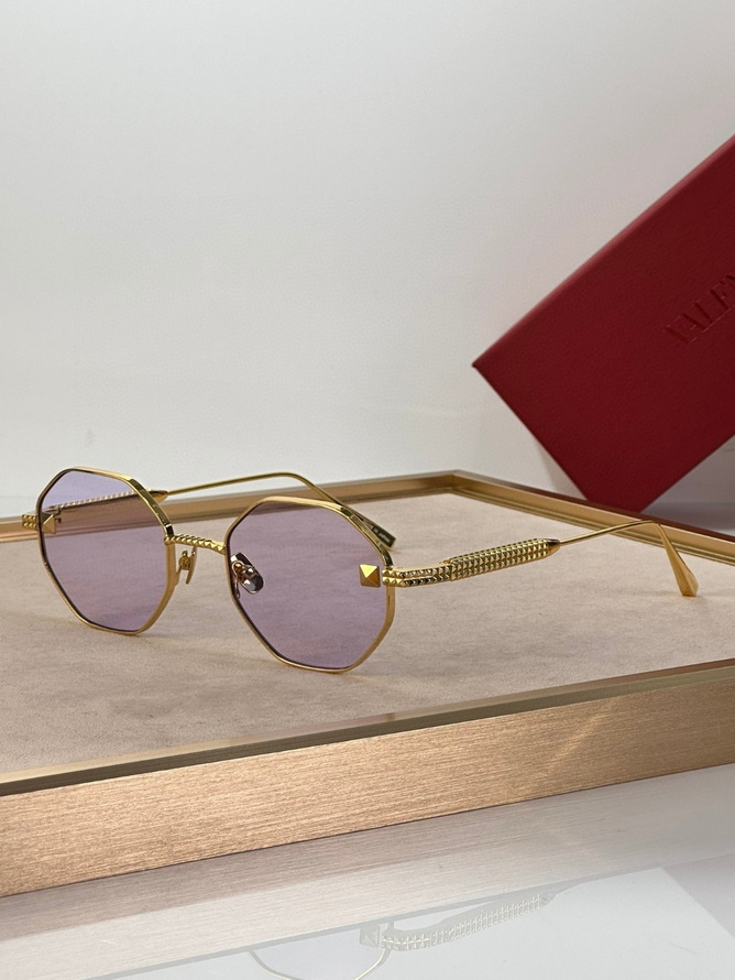 Valentino Sunglasses(AAAA)-424