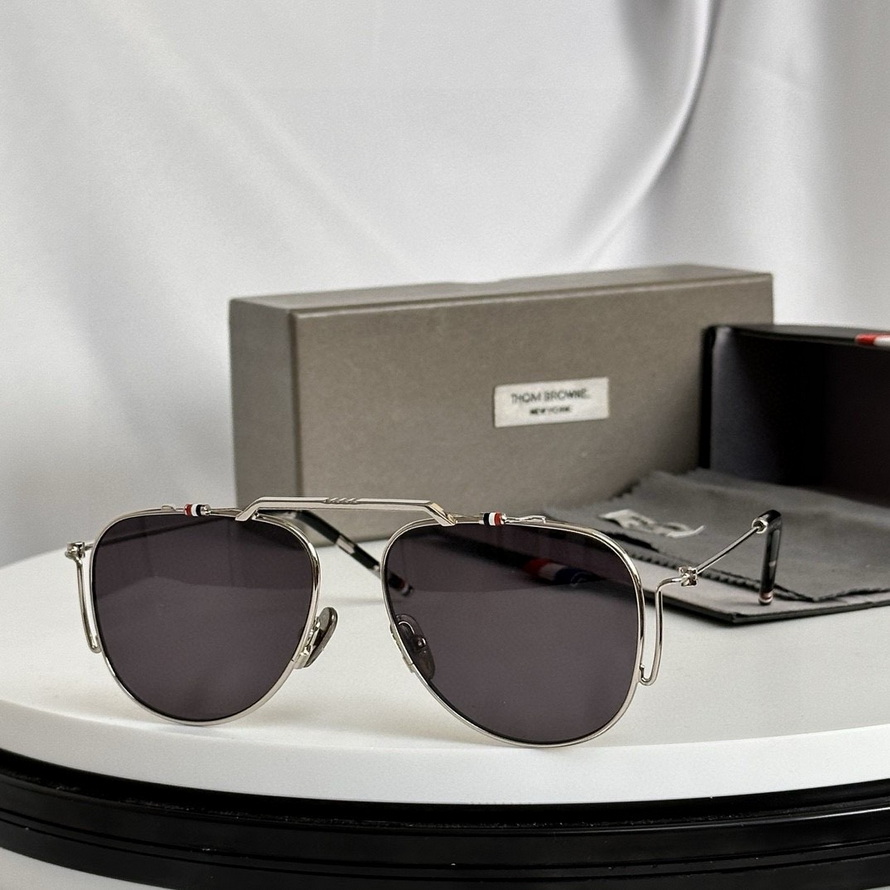 Thom Browne Sunglasses(AAAA)-106