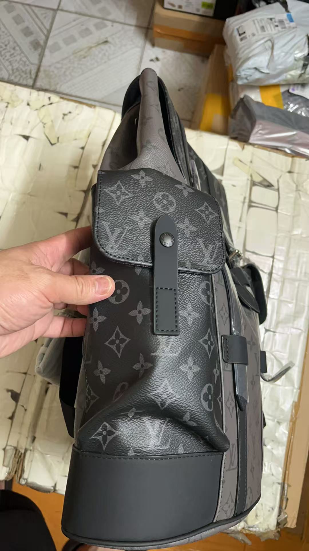 LV Backpack(AAA)-200