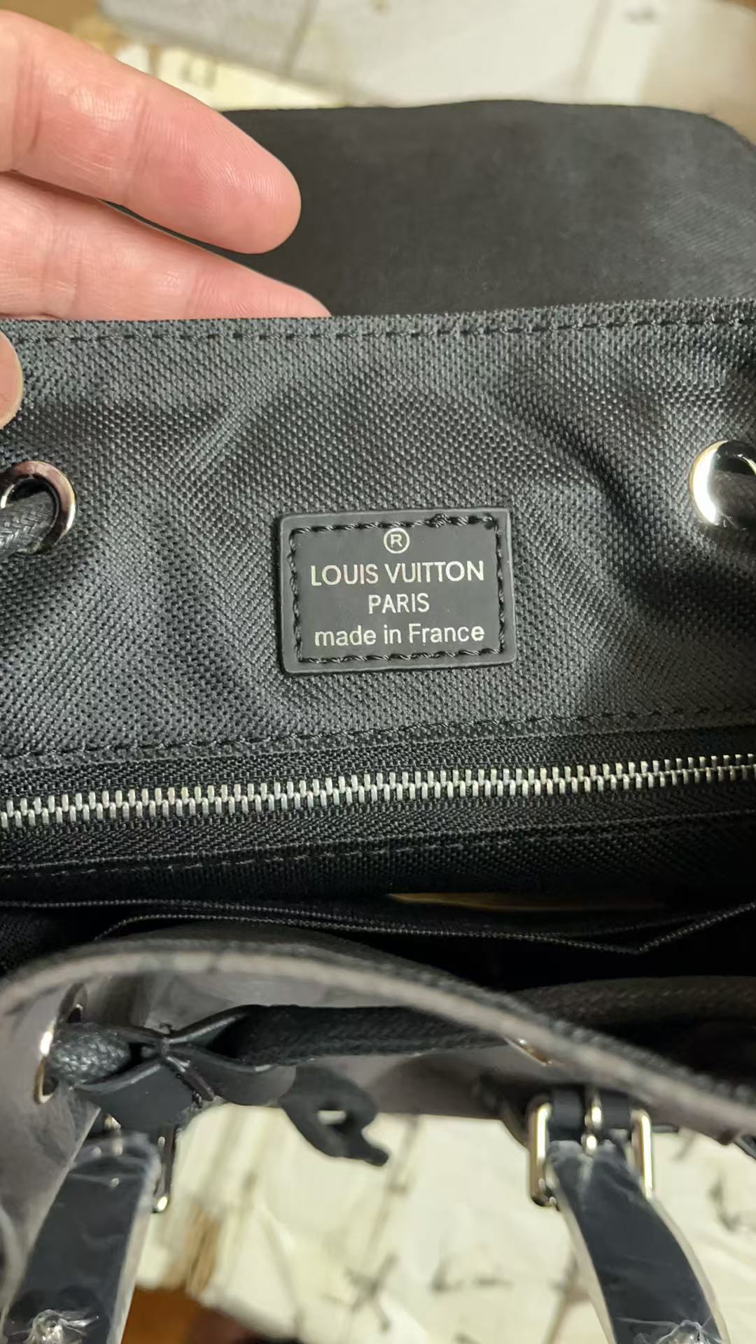 LV Backpack(AAA)-200