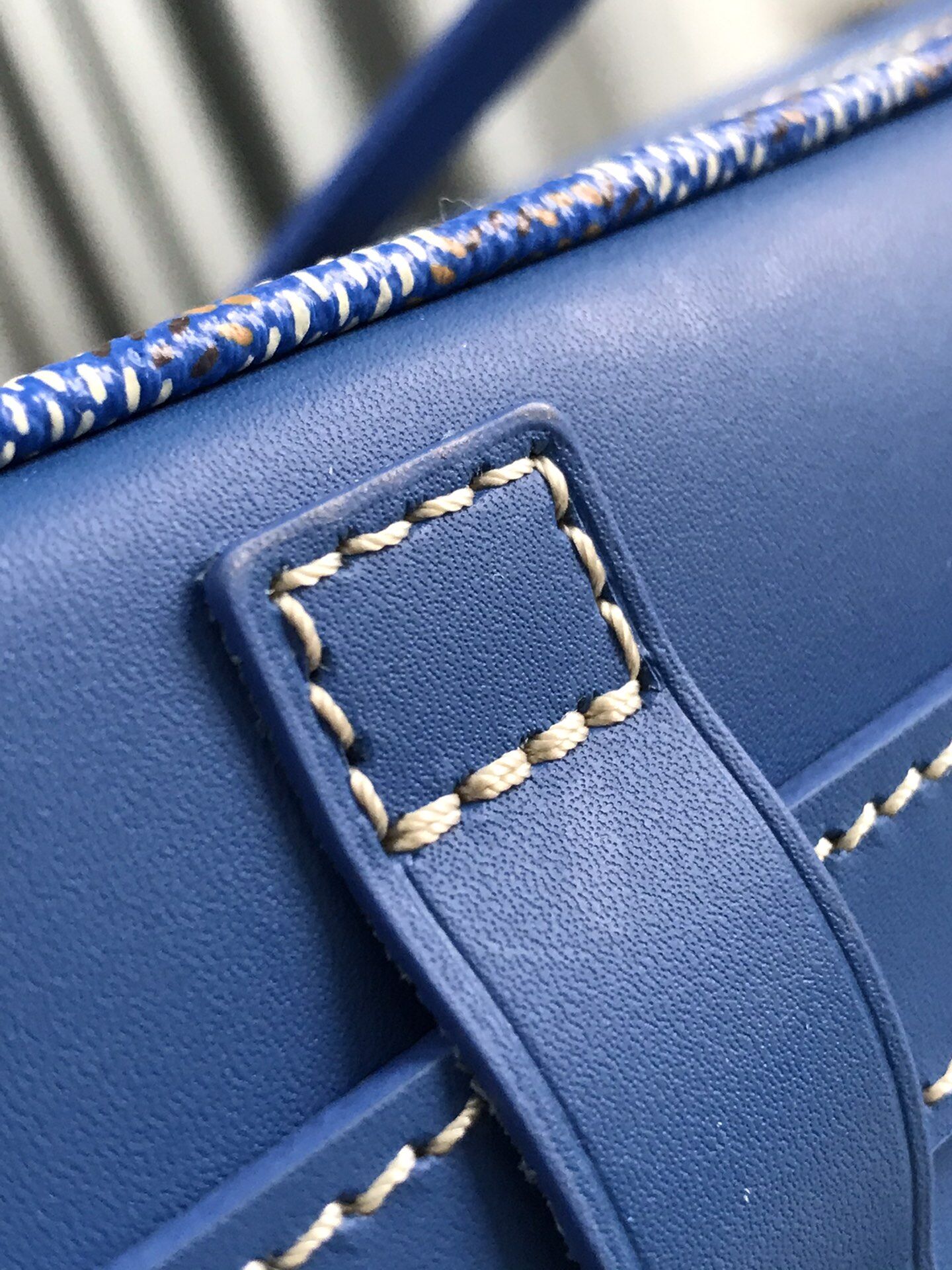 Go*ard handbags aaaa(men)-029