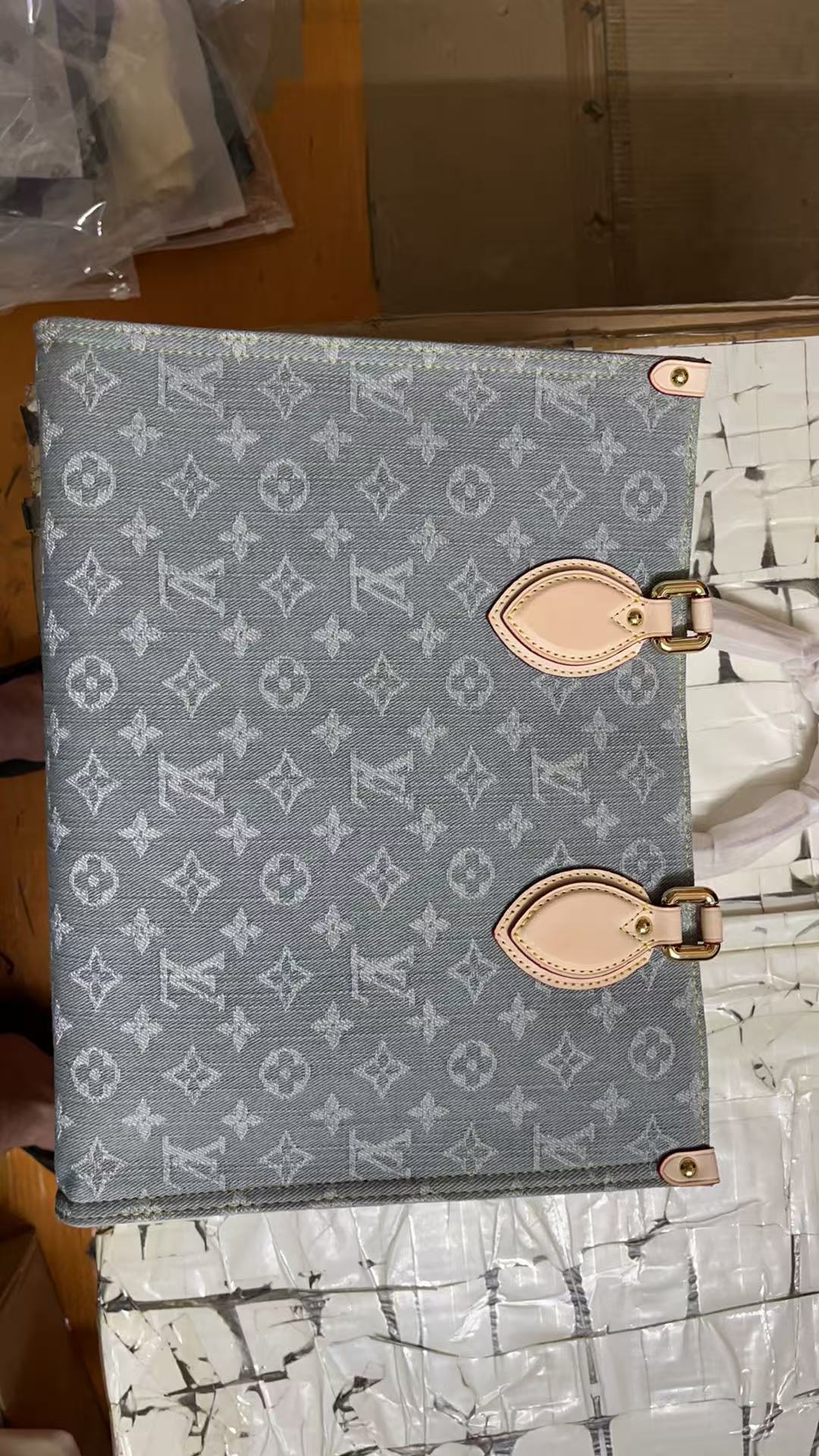 LV Handbags AAA(Women)-2006