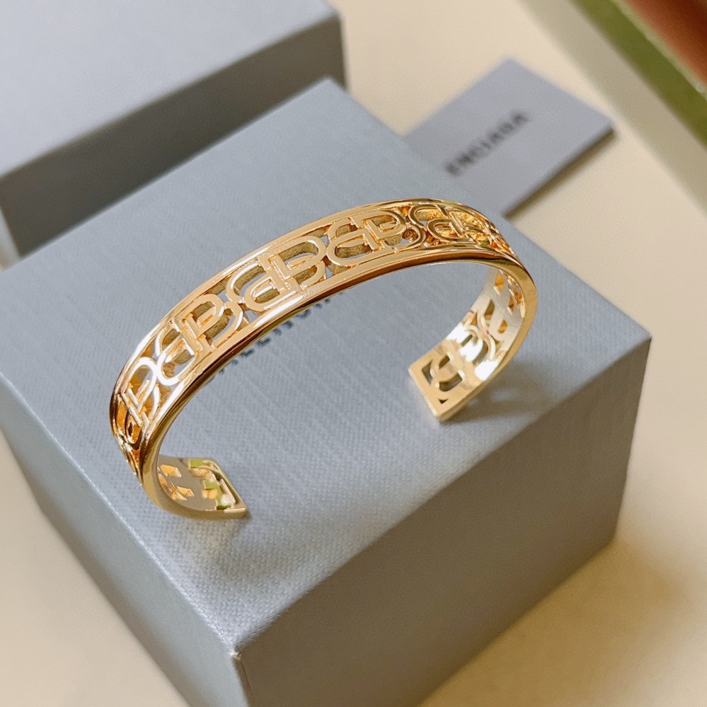 Balenciaga Bracelet-014