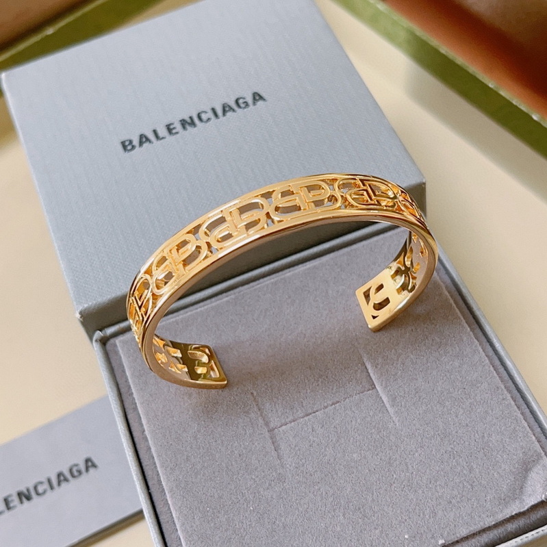 Balenciaga Bracelet-014