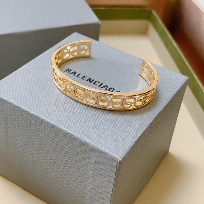 Balenciaga Bracelet-014
