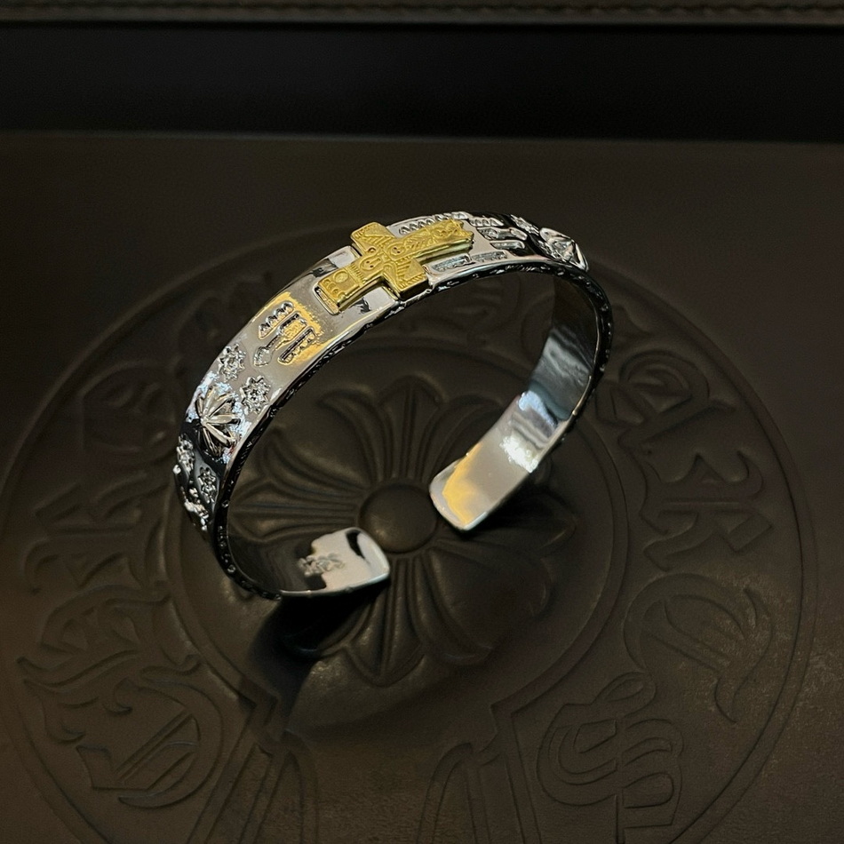 Ch**me He**ts bracelet-007