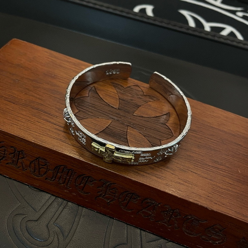 Ch**me He**ts bracelet-007