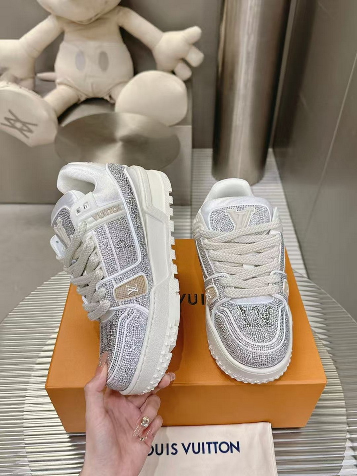 LV Shoes(AAA)-1221
