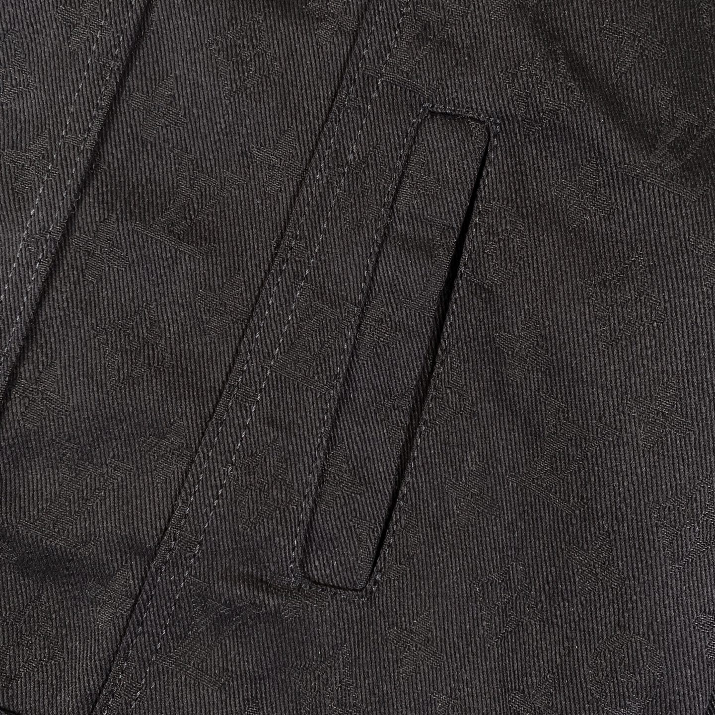 LV Jacket-047