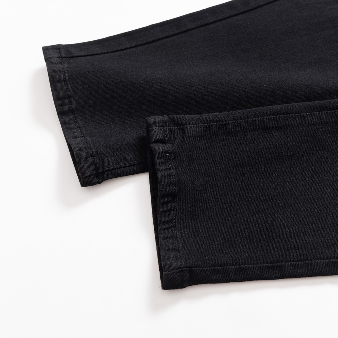 LV Jeans-019
