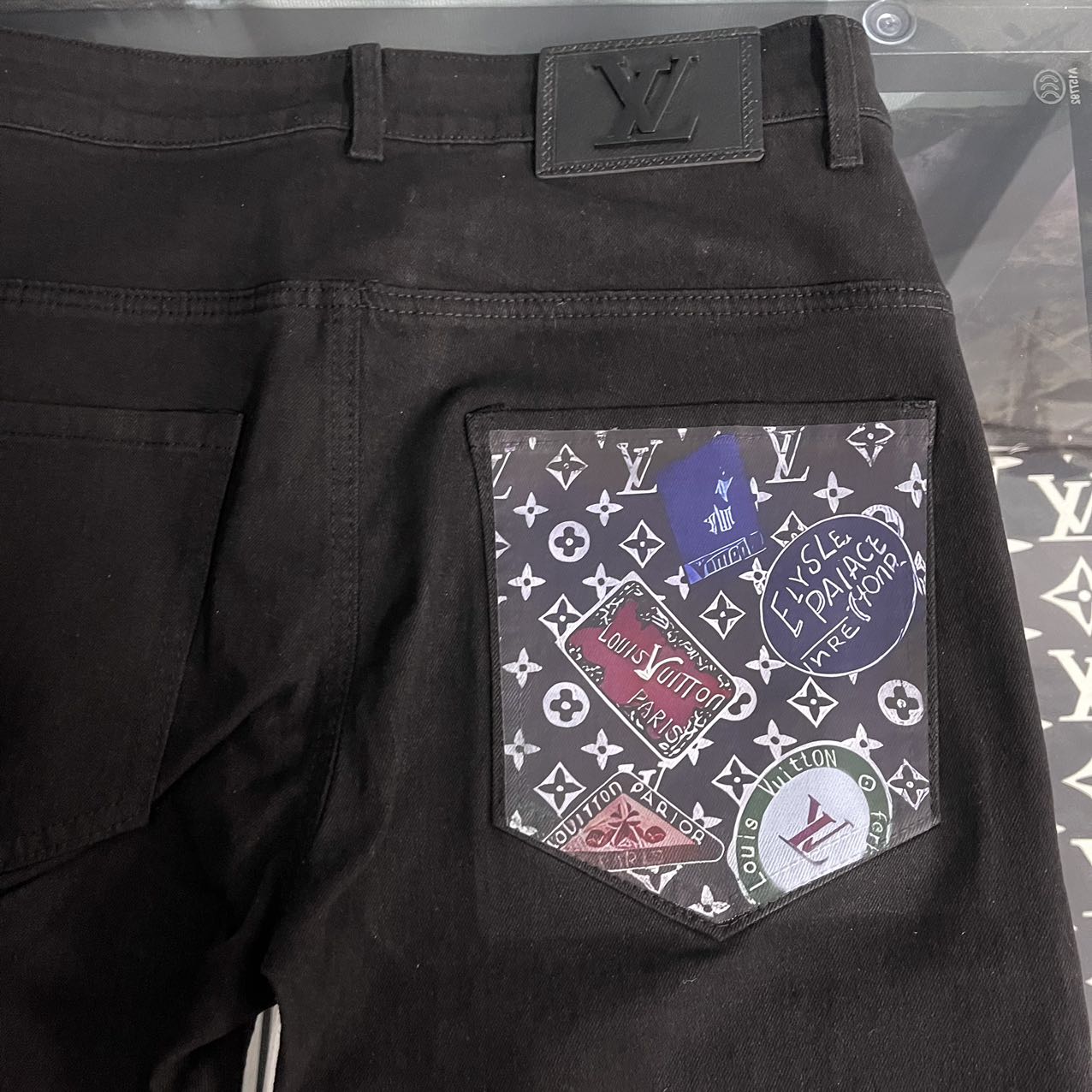 LV Jeans-052