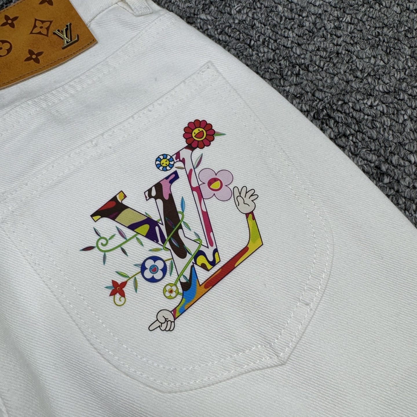 LV Jeans-063