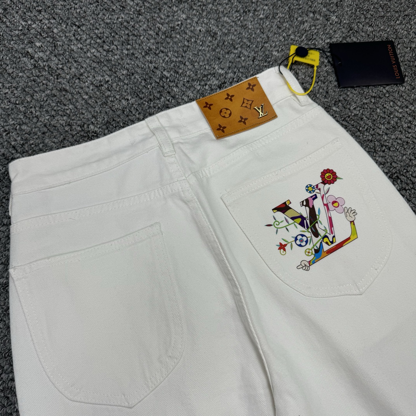 LV Jeans-063