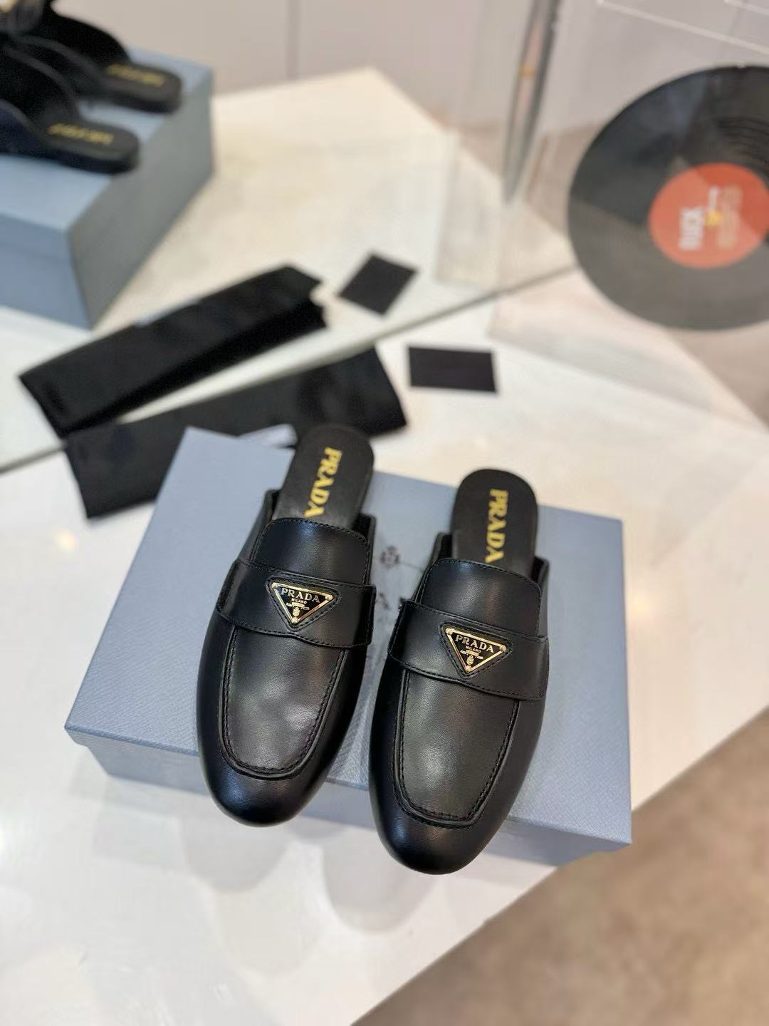 Pra*a slippers women(aaaa)-024