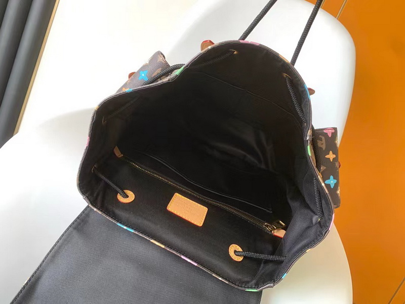 LV Backpack(AAAA)-096