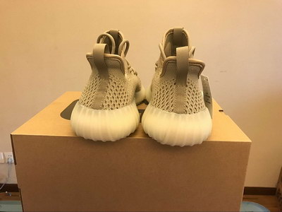 authentic ad*s Y**zy 350 boost v2-023