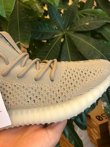 authentic ad*s Y**zy 350 boost v2-023