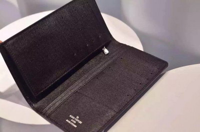 LV Wallets AAA(Men)-007