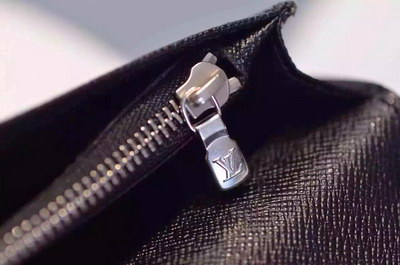 LV Wallets AAA(Men)-007